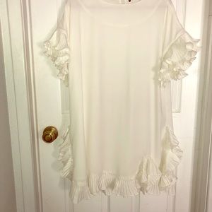 COPY - Beautiful white ruffled dress large used once